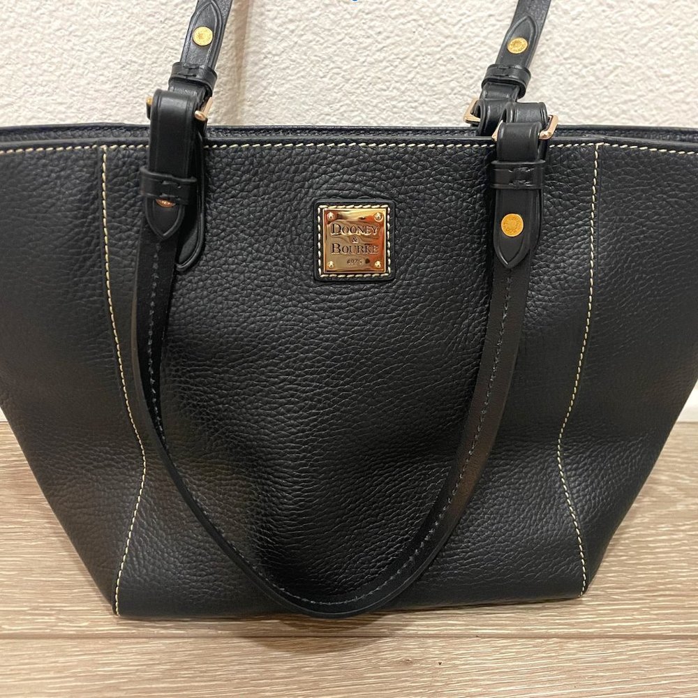 Dooney & Bourke Black Pebbled Leather Handbag (NWOT)